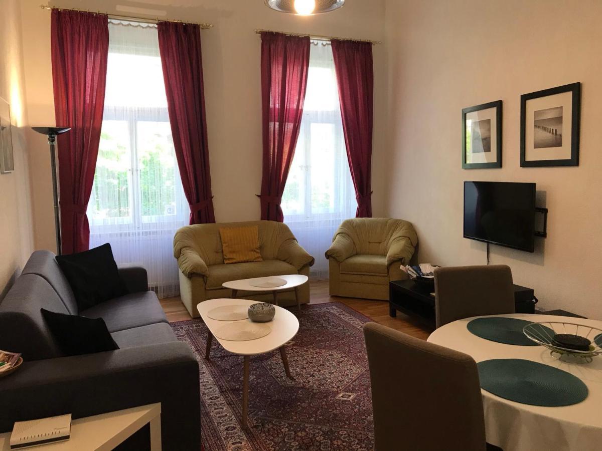 Apartment Sadova Karlovy Vary Extérieur photo
