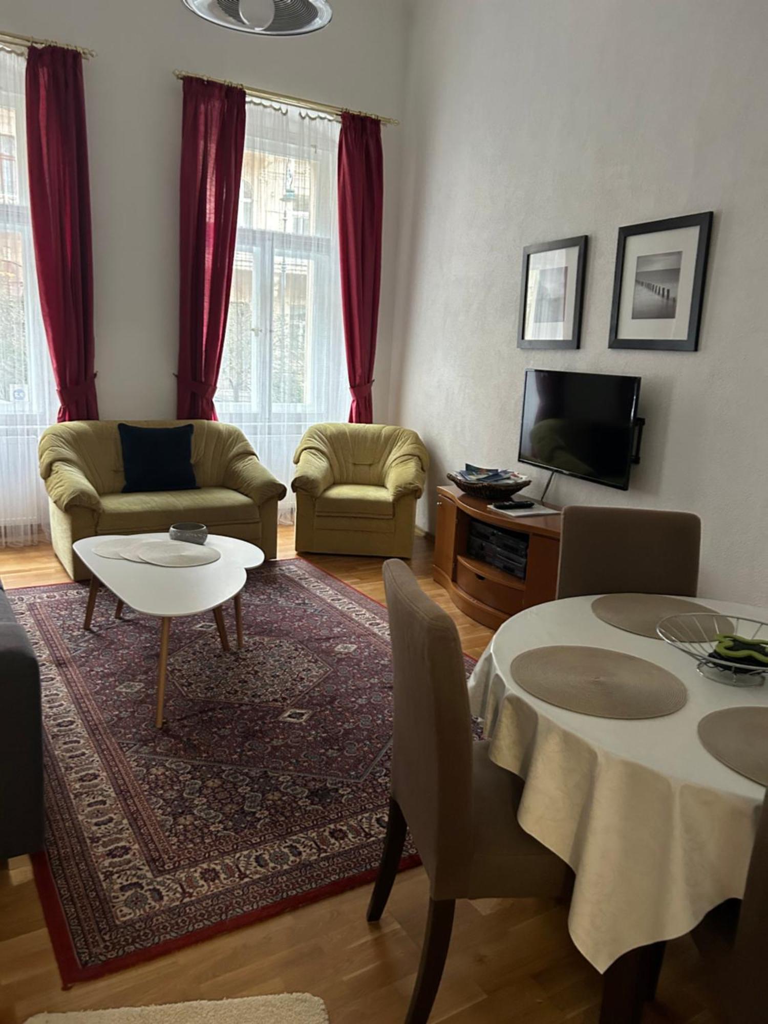 Apartment Sadova Karlovy Vary Extérieur photo