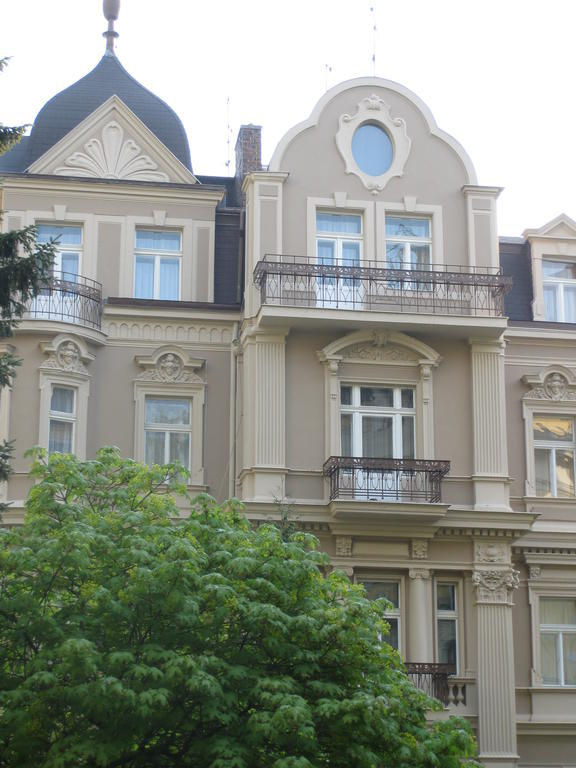 Apartment Sadova Karlovy Vary Extérieur photo